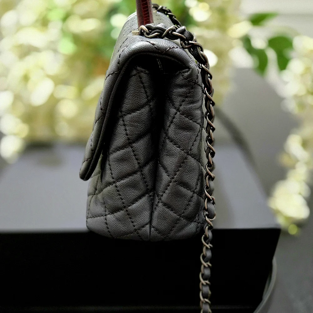 Chanel Coco Caviar Leather Quilted With Lizard Handle Gray Shoulder Bag Medium - Picture 3 of 12